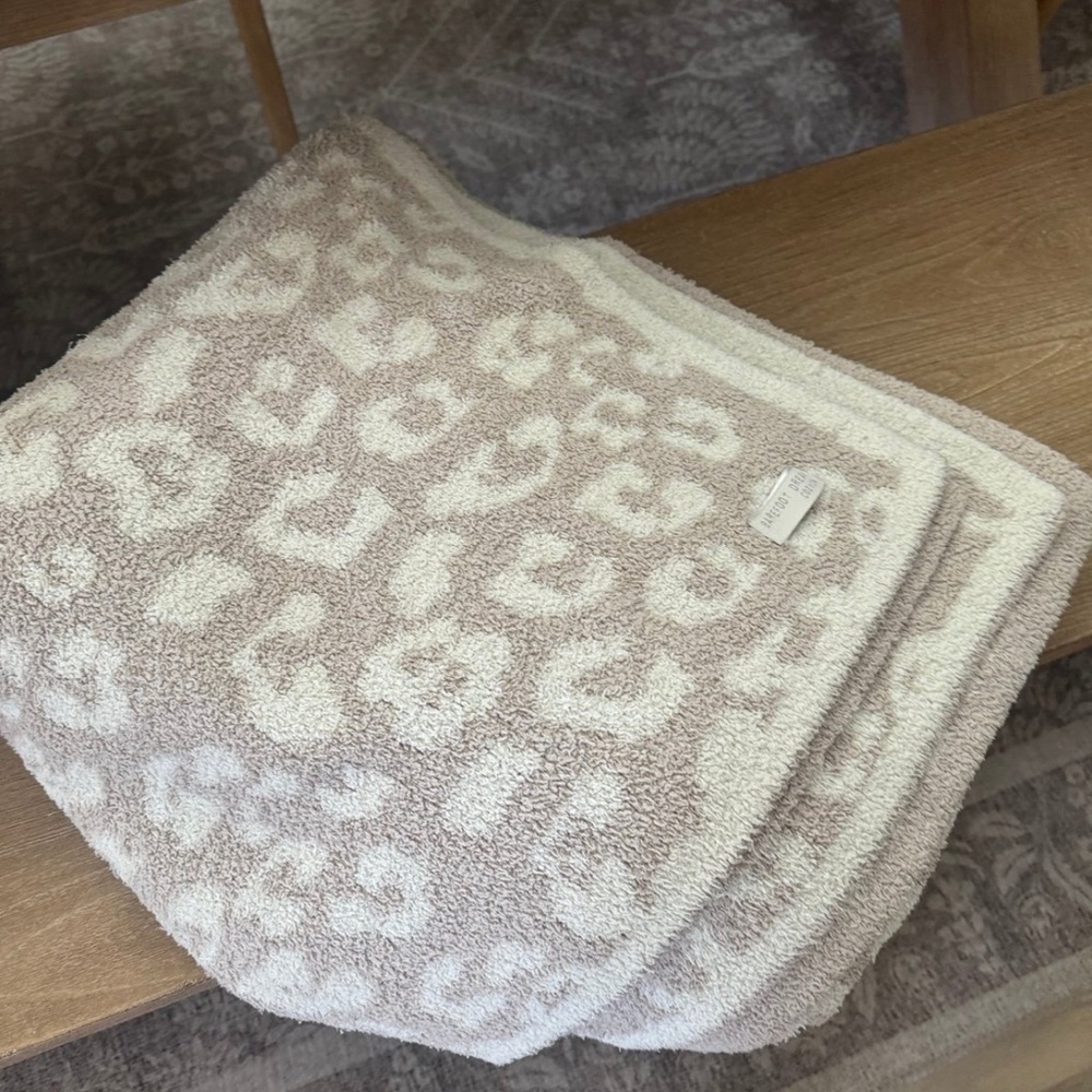 Barefoot Dreams Leopard Cream/Stone Large Blanket